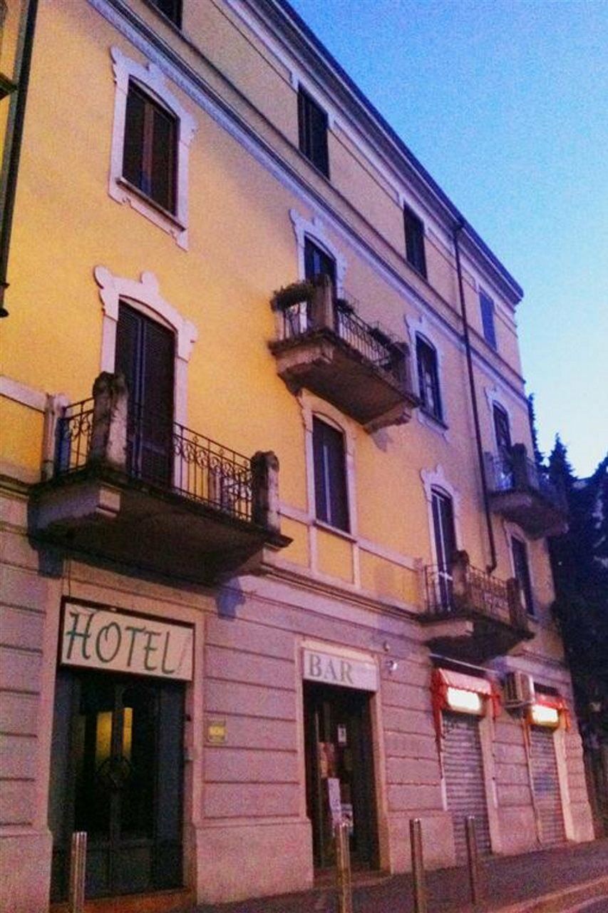 Hotel Convertini Milánó Kültér fotó